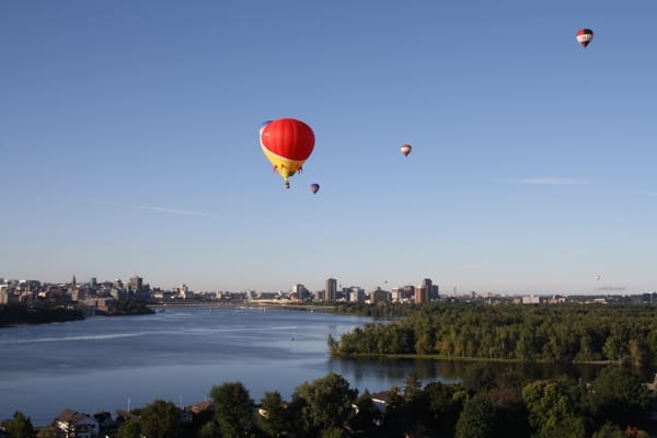 gatineau hot air balloons river - Ottawa Road Trips