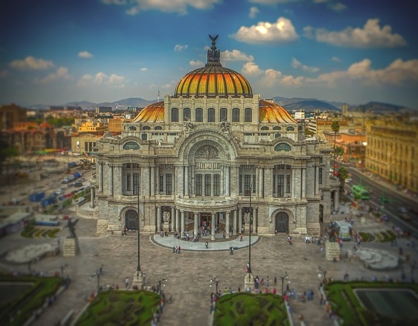 Pixabay photo of art museum in Mexico City by Walkerssk.