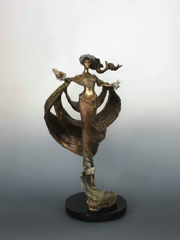 Christine Gagne’s bronze statues await you at Galerie d'art Riverside. Photo courtesy of gallery owner Shawn de Neire.