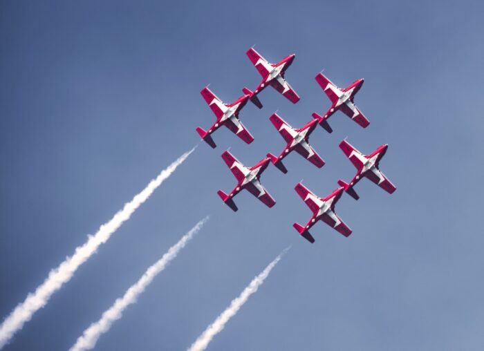 snowbirds_comox_32_credit_mikeluedey - Ottawa Road Trips seven red and white planes flying in formation