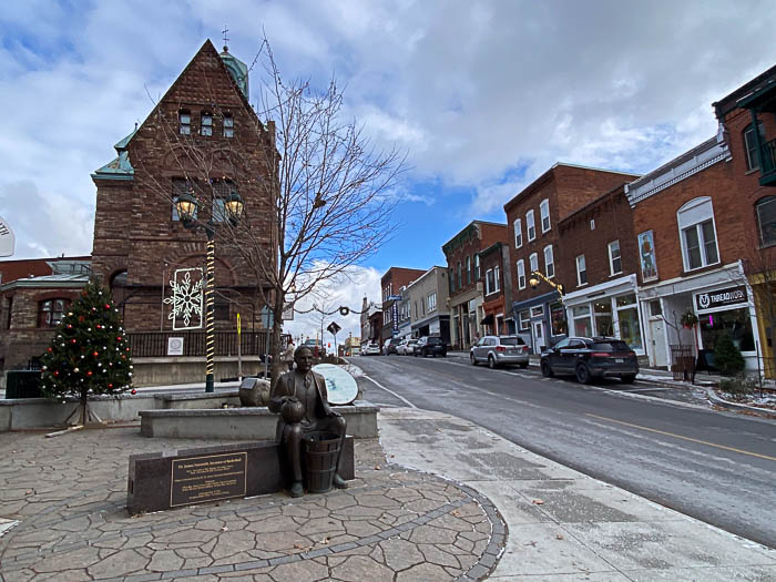 almonte mill street dec 2024 - Ottawa Road Trips red sandstone old post office and other heritage buildings on mill street in almonte