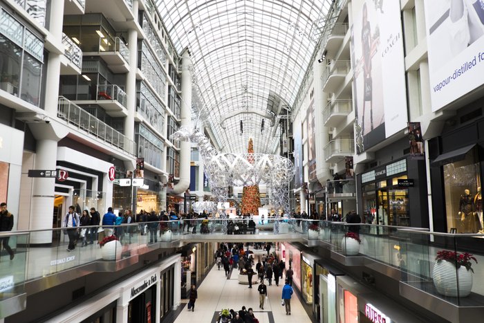 toronto eaton centre destination toronto - Ottawa Road Trips skylit multilevel shopping arcade at cf toronto eaton centre.